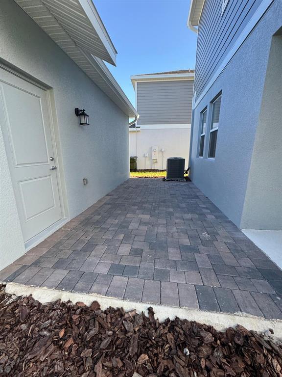 Building Photo - 5673 LIVELINESS Aly