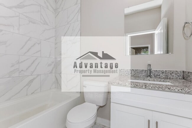 Building Photo - 1536 Montreat Ave SW