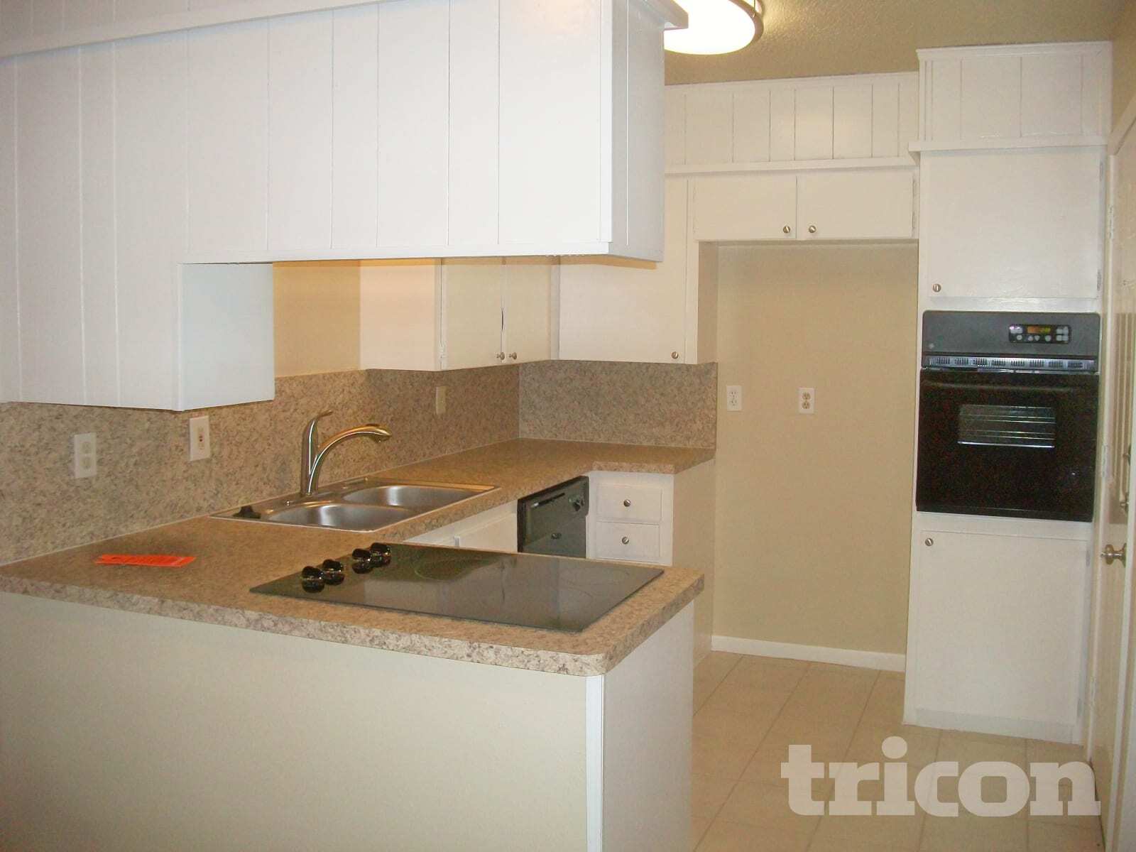 Building Photo - 3307 Hummingbird Ln