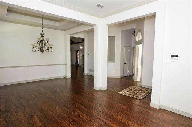 Building Photo - 1149 Valley Oaks Dr