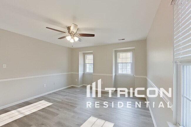 Building Photo - 5105 Aldershot Dr