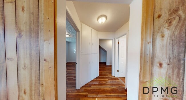 Building Photo - 2915 S Catherine St