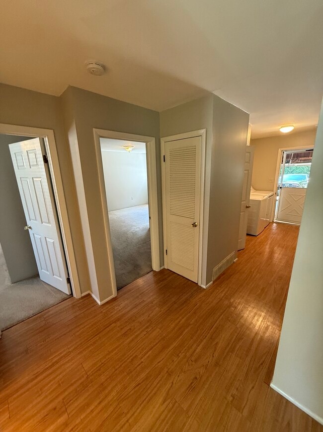 Building Photo - 12 Twin Willows Dr
