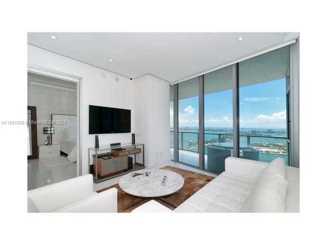 Building Photo - 1100 Biscayne Blvd