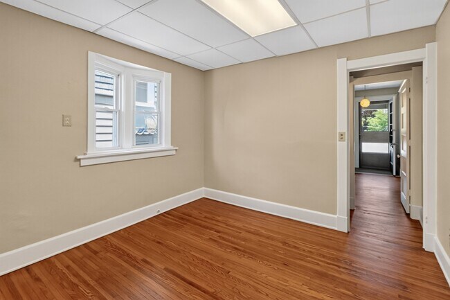 Building Photo - 149 University Blvd