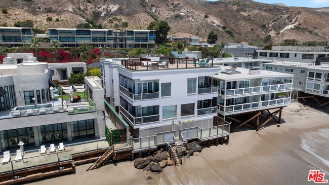 Building Photo - 22630 Pacific Coast Hwy