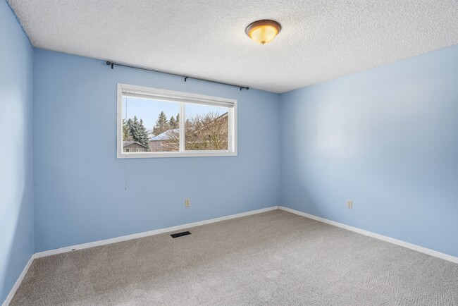 Building Photo - 11721 N Lincoln Ct