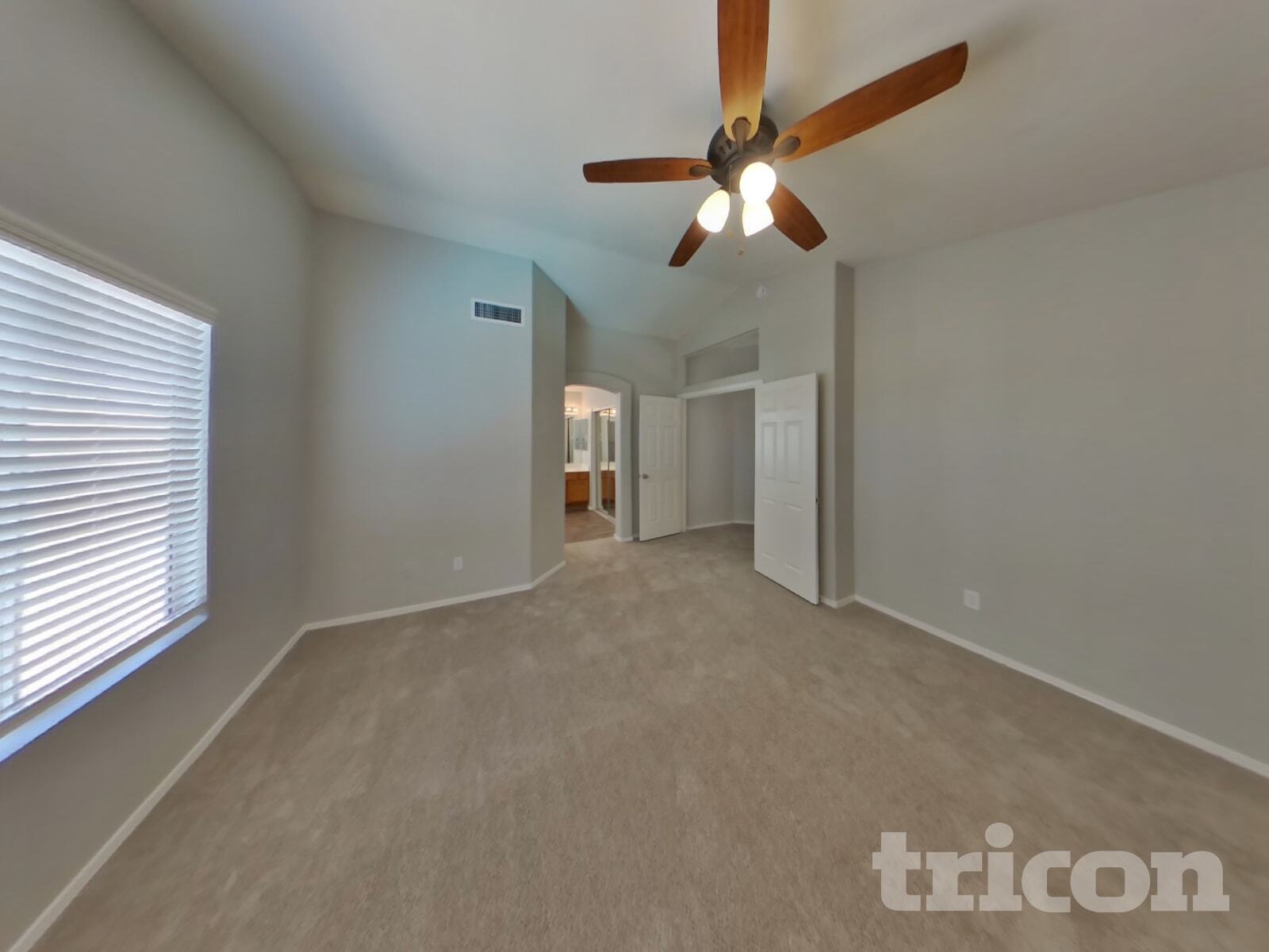 Building Photo - 8566 W Denton Ln