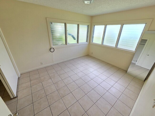 Building Photo - 425 Kawailoa Rd