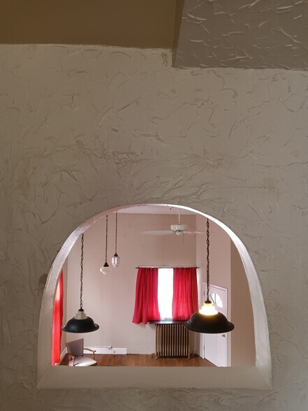 Building Photo - 2009 2nd St NE