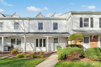 Building Photo - 22 Maddaket Ct