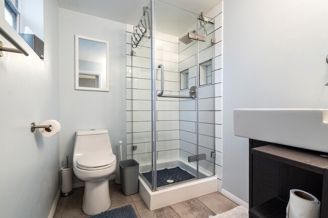 Building Photo - 2402 52nd St S