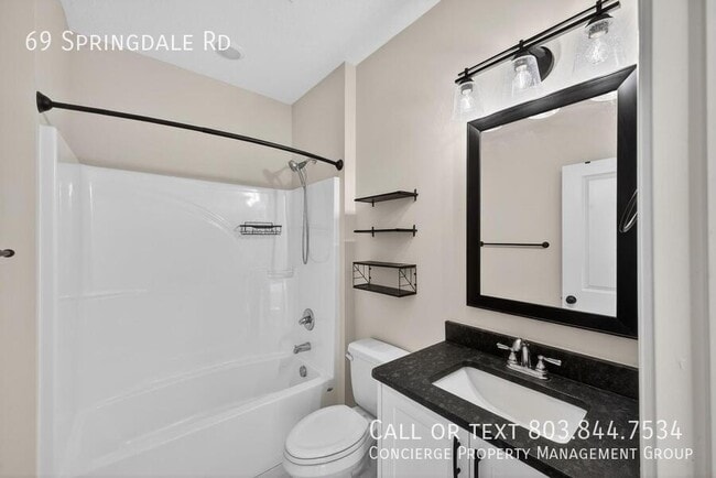 Building Photo - 69 Springdale Rd