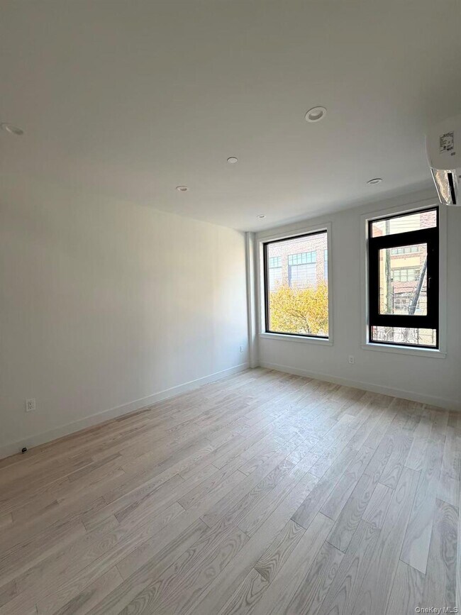 Building Photo - 40-09 29th St