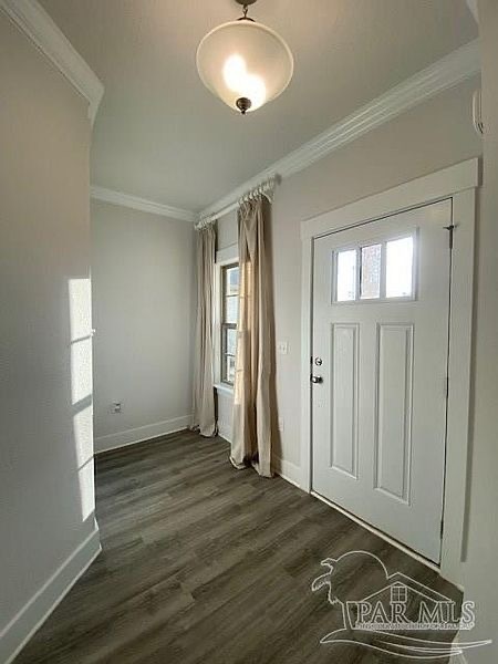 Entryway - 1878 Finch Ln