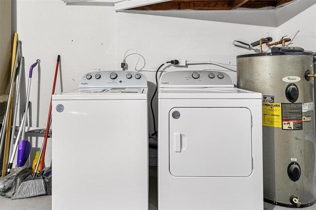 Building Photo - 5127 Caesar Way S