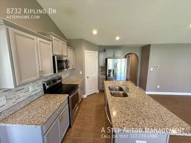 Building Photo - 8732 Kipling Dr