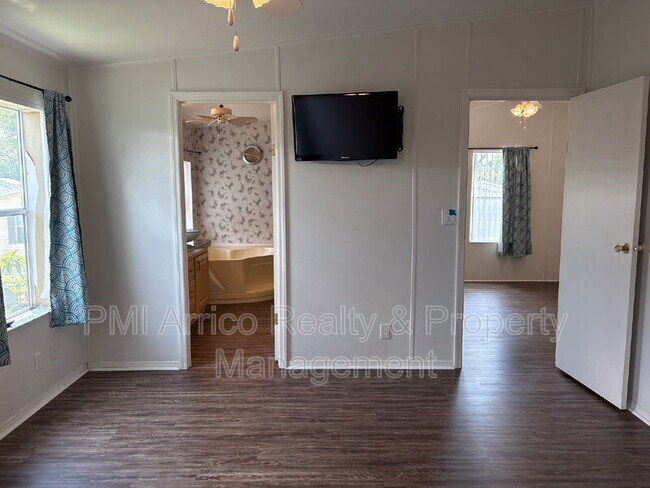 Building Photo - 3515 Zephyr Ln