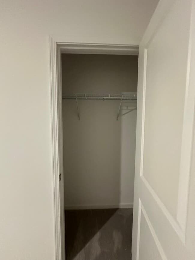 Building Photo - 2482 Van Fleet Cir