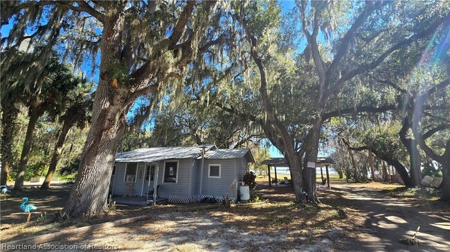 Building Photo - 44 Crawford Dr