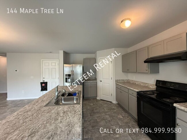 Building Photo - 144 Maple Tree Ln