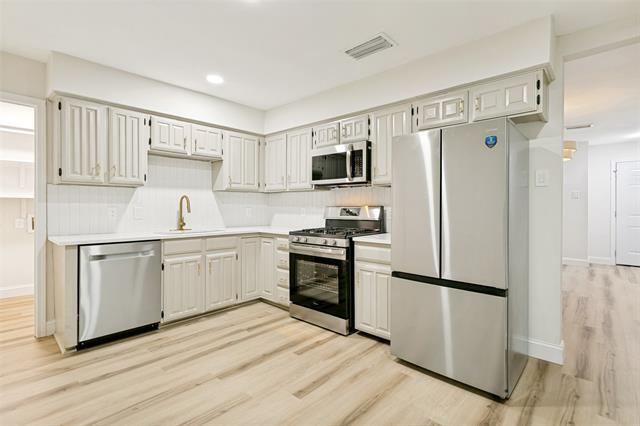 Building Photo - 1434 Wildvalley Dr