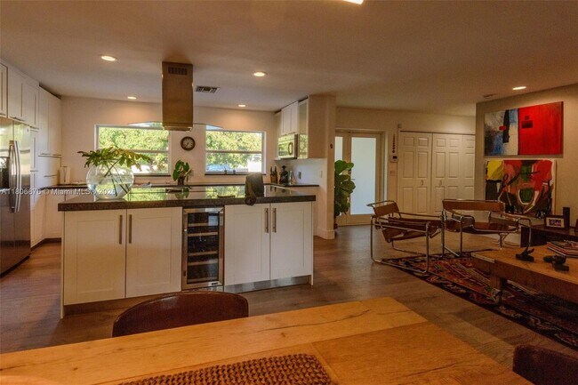 Building Photo - 1251 SW 11th Terrace