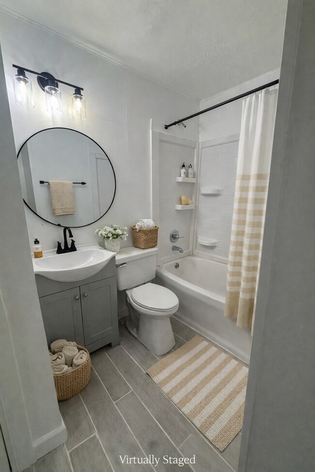 Building Photo - Elida Schools Home – 2-Car Garage & Spacious Yard