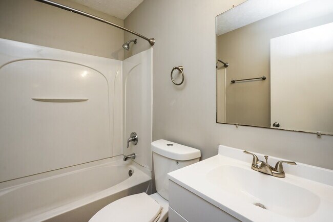 Building Photo - 6311 Hackel Dr