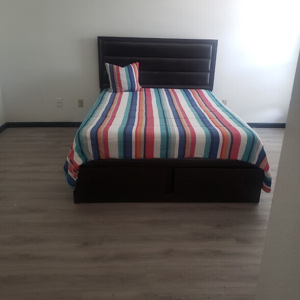 Master Bedroom - 8426 Towneship Ln