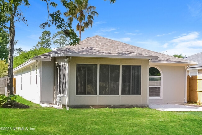 Building Photo - 2671 Sam Houston Pl