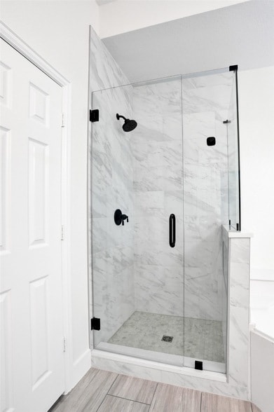 Building Photo - 1617 Sweetbay Dr