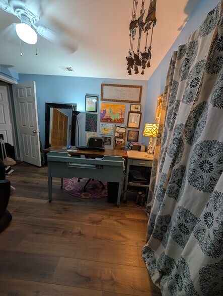 Building Photo - 12709 Gordon Blvd