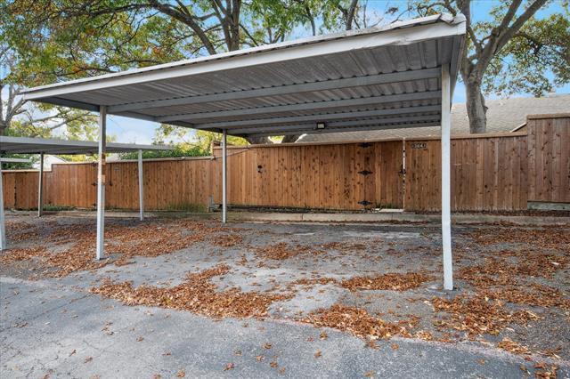 Building Photo - 13641 Flagstone Ln