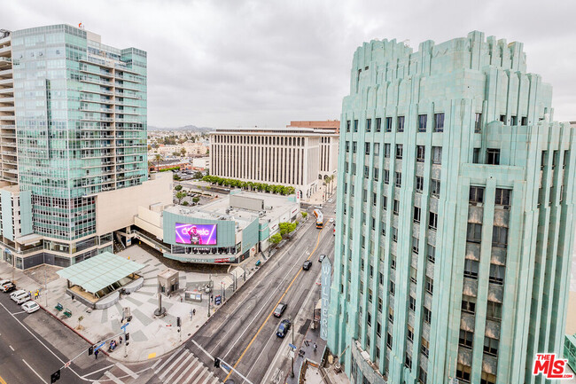 Building Photo - 3810 Wilshire Blvd