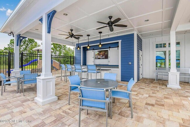 Building Photo - 10654 Towns Wy