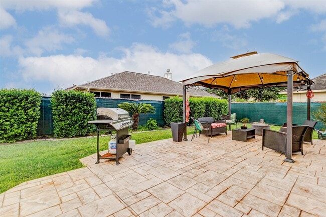 Building Photo - 19110 Canaras Ct