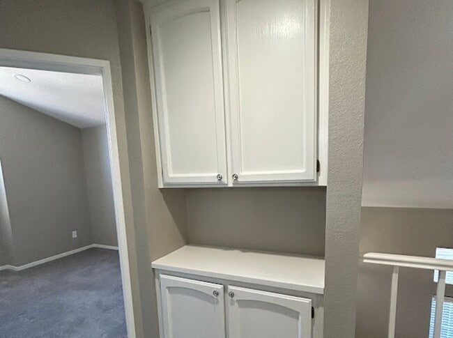 Building Photo - Pleasanton Shadow Cliffs, 3 Bed. 2.5 Bath, Near Top Schools!