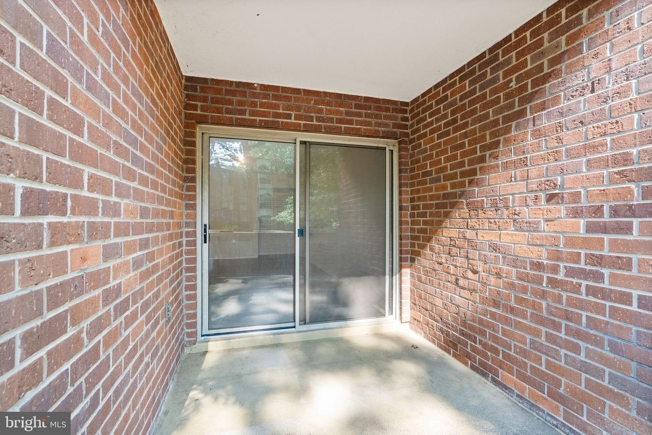 Building Photo - 3378 Woodburn Rd