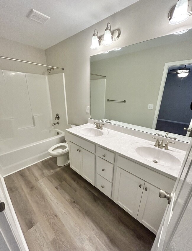 Building Photo - 4152 Brook Creek Ln