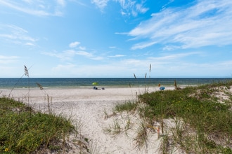 Building Photo - 812 E Gulf Blvd