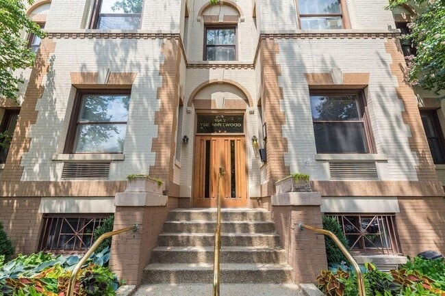 Building Photo - 1843 Mintwood Pl NW