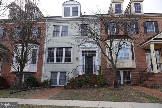 Building Photo - 1112 Pleasant Dr