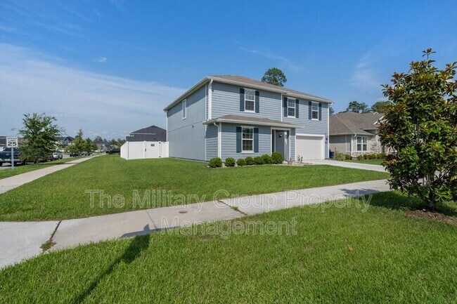 Building Photo - 2522 Lantana Ln