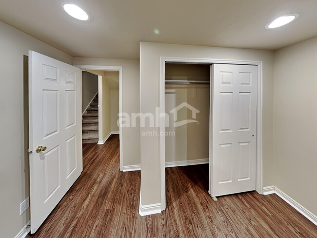 Building Photo - 854 W 1300 N