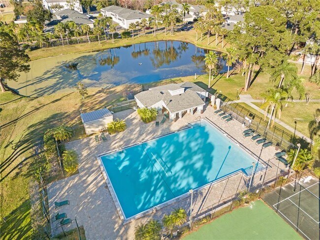 Building Photo - 5606 Blue Shadows Ct