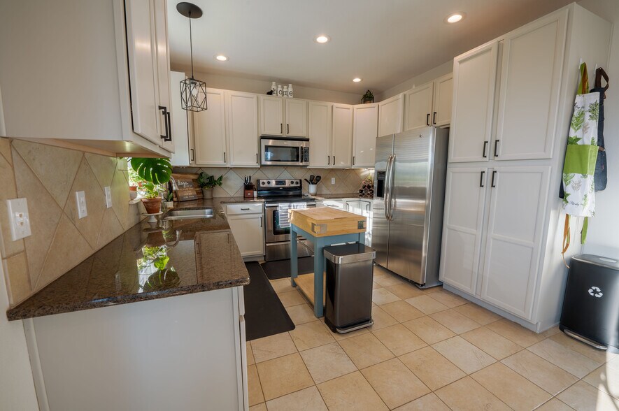 Building Photo - 7047 Whitebark Ln