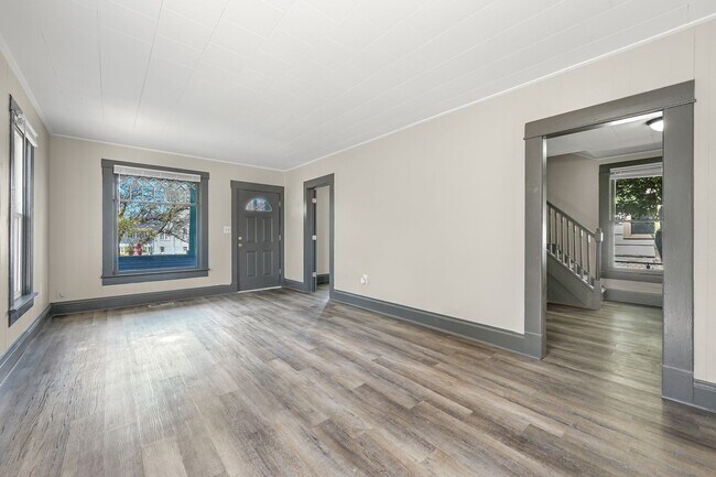 Building Photo - One Month FREE & FREE 50 inch Flat Screen ...