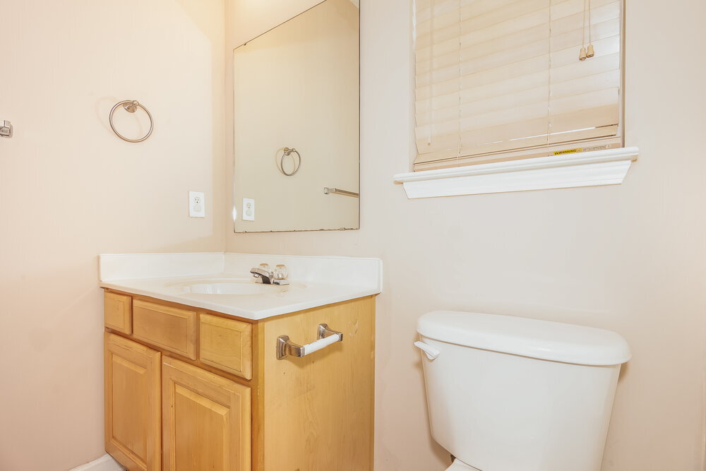 Building Photo - 12330 Summer Creek Ln