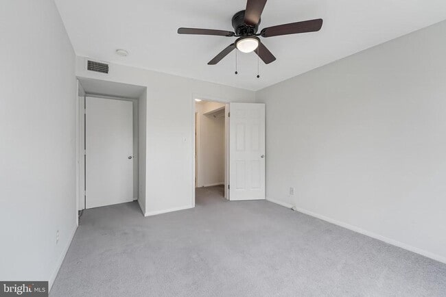 Building Photo - 1719 Ascot Way